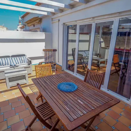 Barco Attic By Hello Homes Apartmán